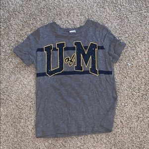 VS u of m shirt NWOT